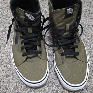 Vans Men's Green High-Top Sneakers